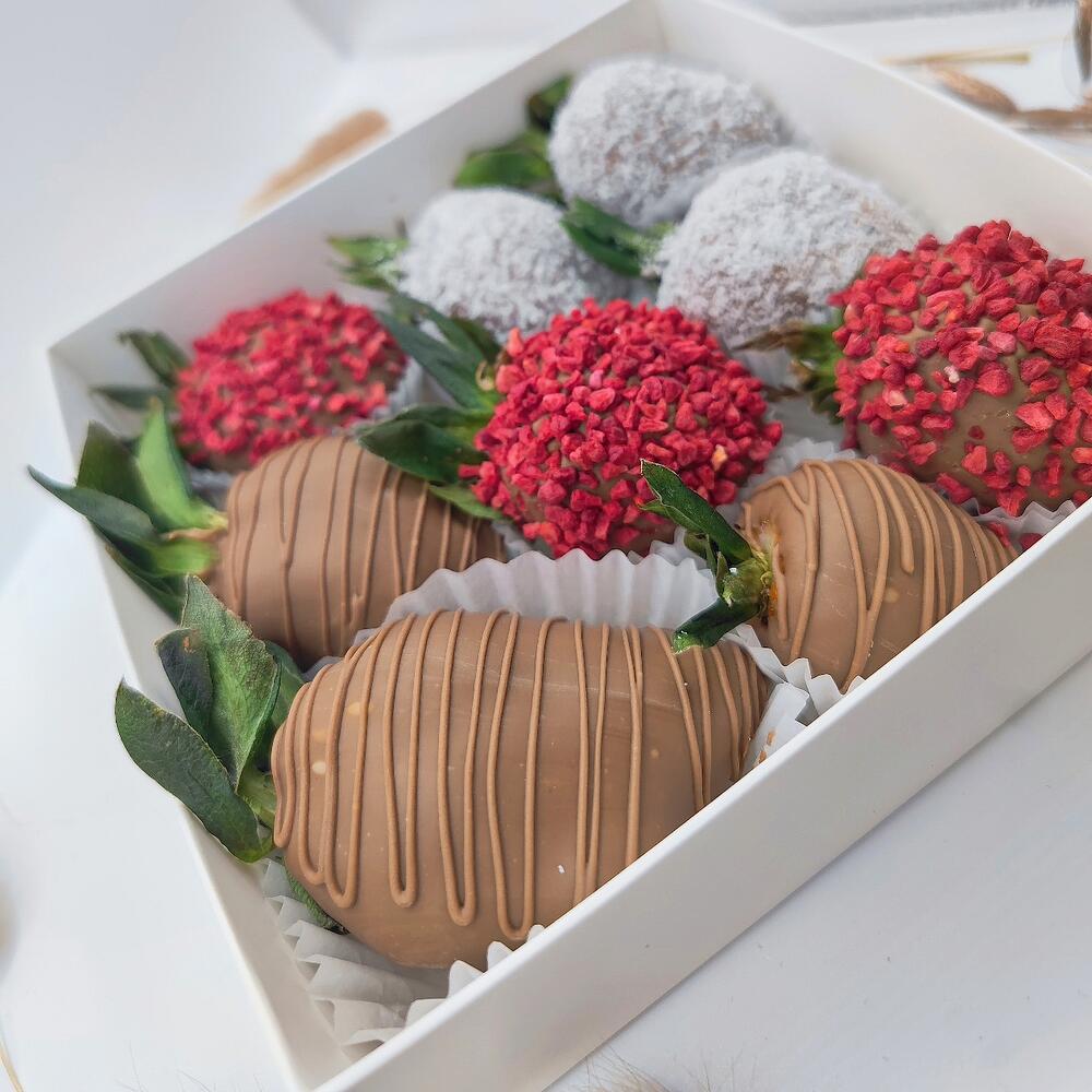 🍓 T03: клубника в шоколаде с малиной и кокосом 9-12 ягод - фото 5
