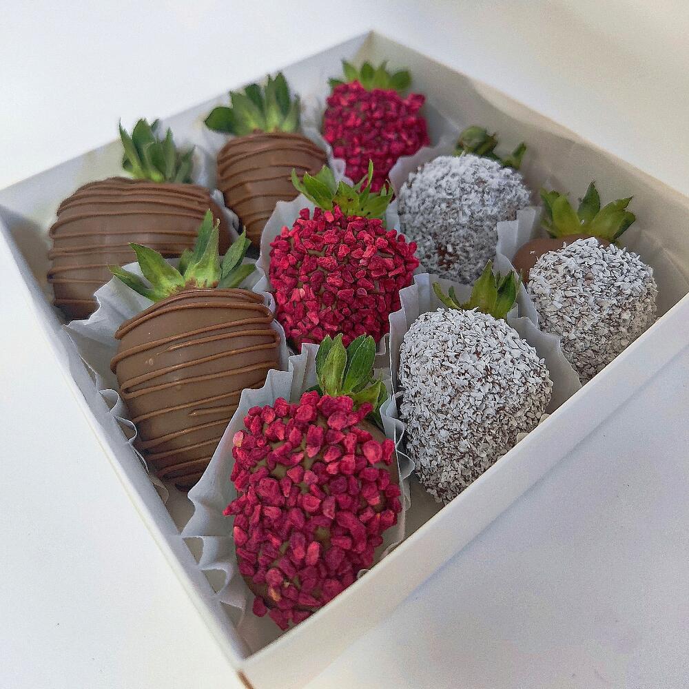 🍓 T03: клубника в шоколаде с малиной и кокосом 9-12 ягод - фото 6