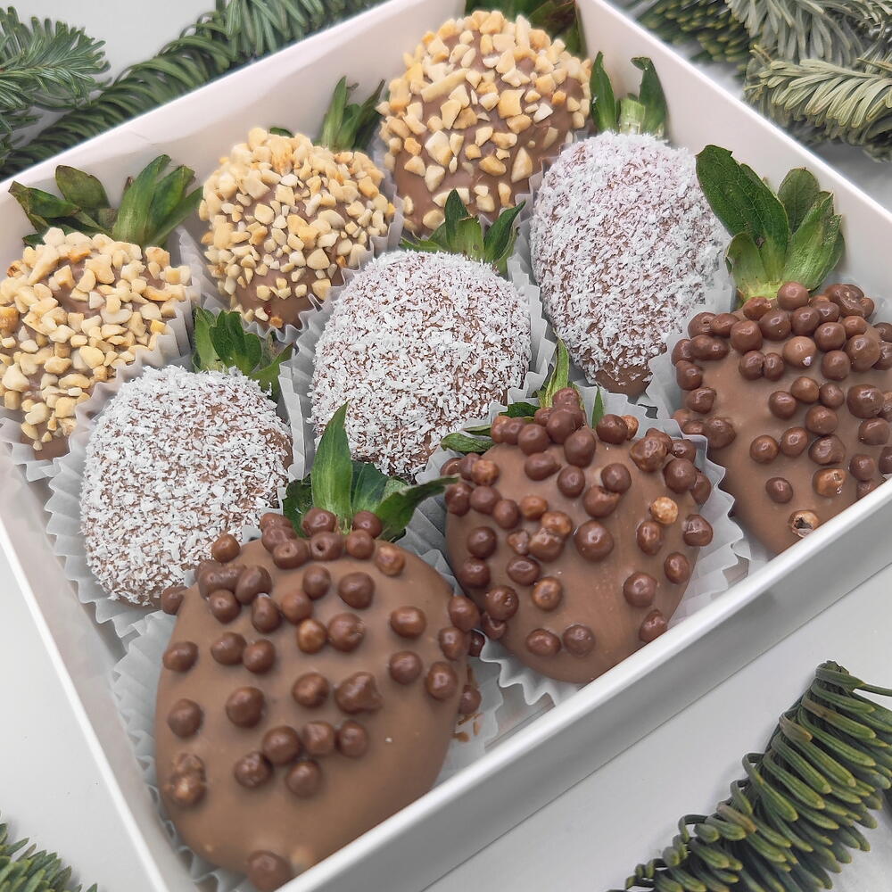 🍓 T17: Клубника в бельгийском шоколаде с арахисом, кокосом и шариками 9-12 ягод - фото 5