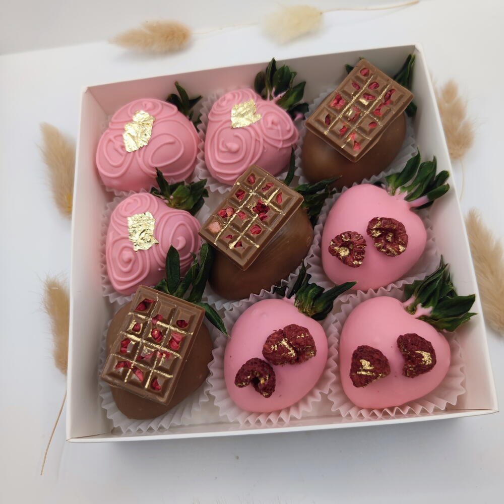 Клубника в шоколаде 🍓 9-12 ягод - фото 5