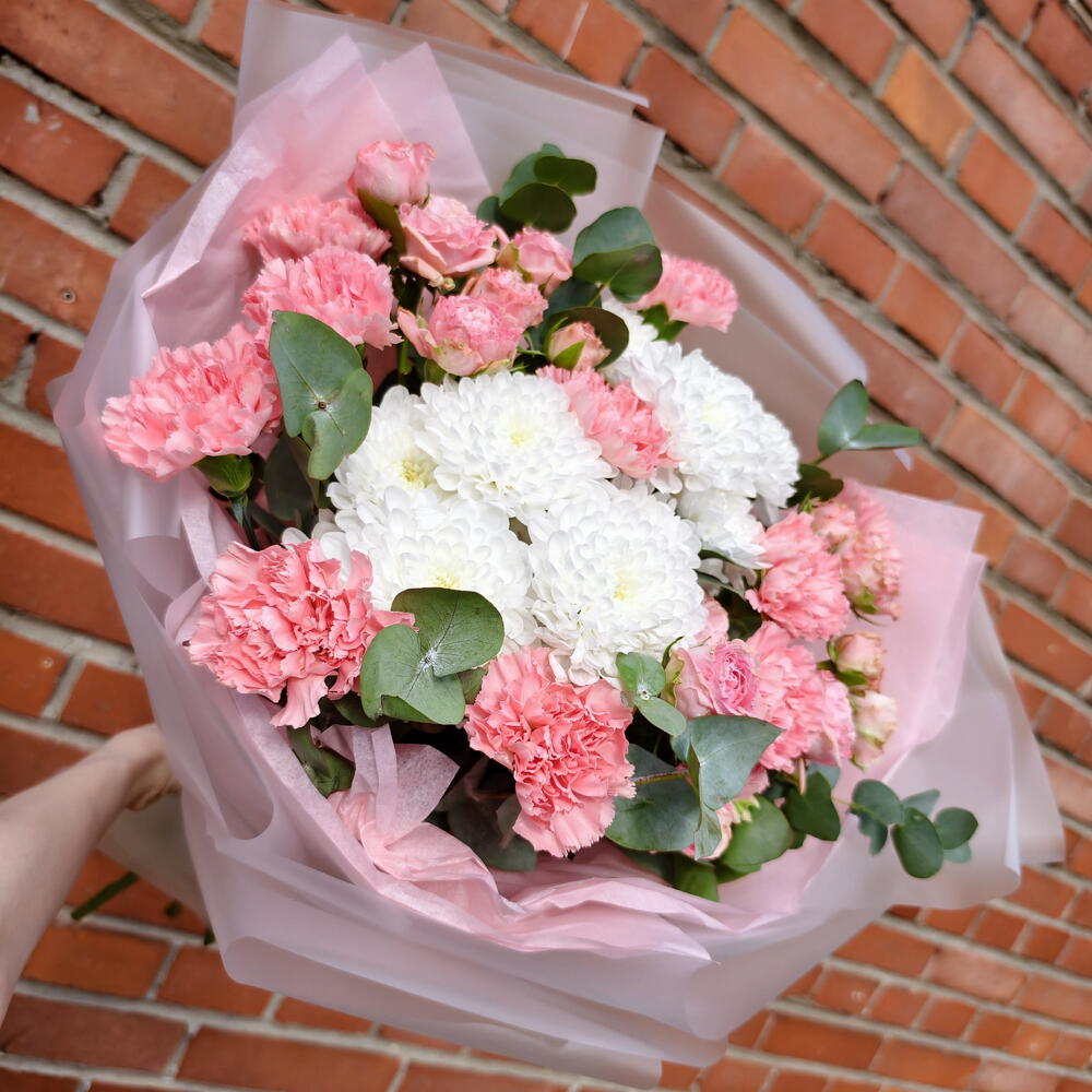 Signature Flower Bouquet — photo 4