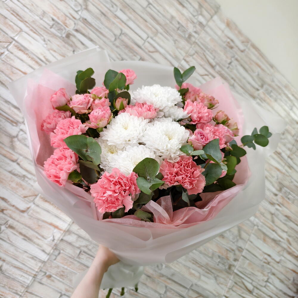 Signature Flower Bouquet — photo 8
