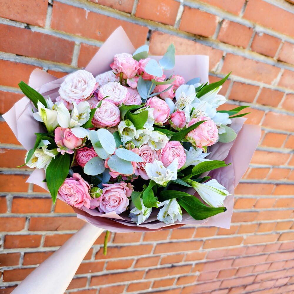 Bombastic Peony-Style Spray Rose, Alstroemeria and Eucalyptus Bouquet