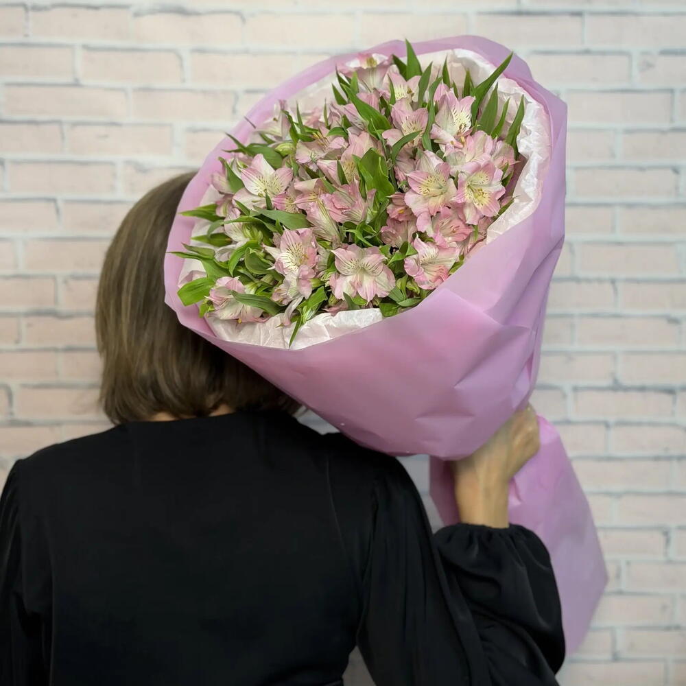 Pink Alstroemeria Bouquet — September 1 — photo 2