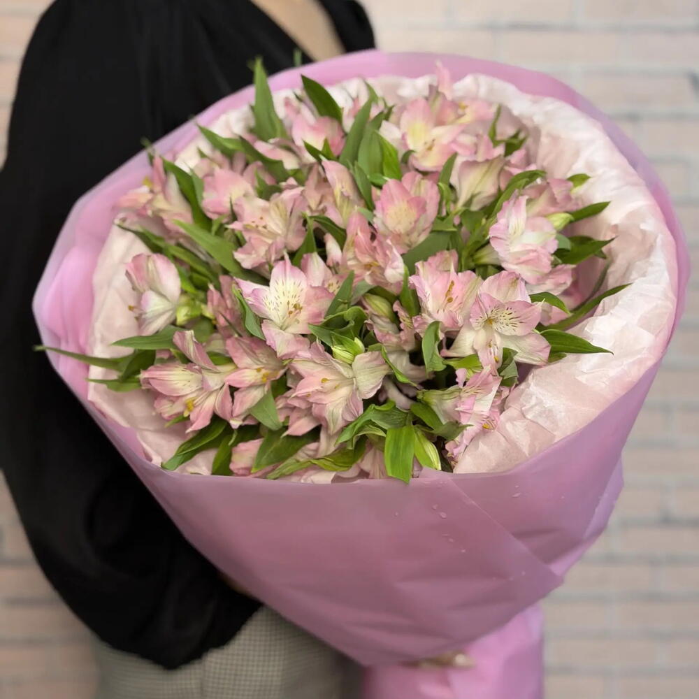 Pink Alstroemeria Bouquet — September 1 — photo 5